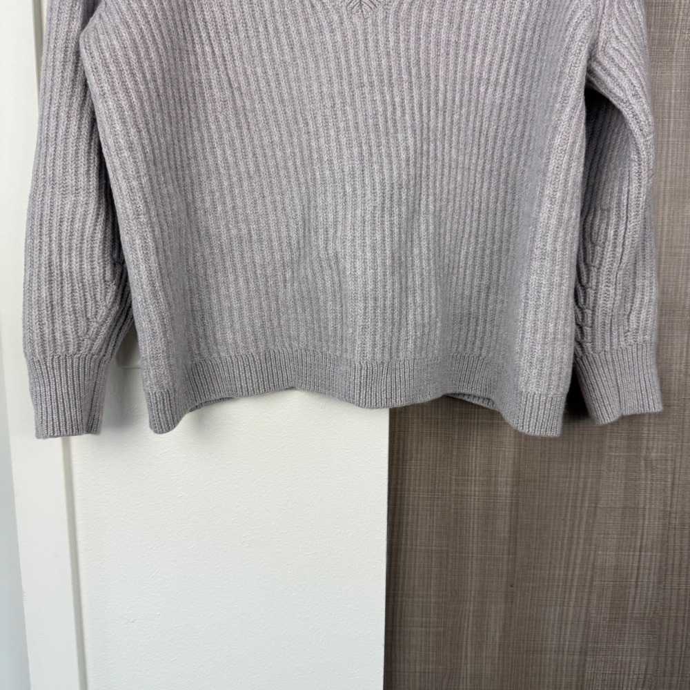 Babaton‎ Aritzia Gray Roger V Neck Sweater Merino Wool Womens Large Heavy Ribbed - Picture 6 of 11